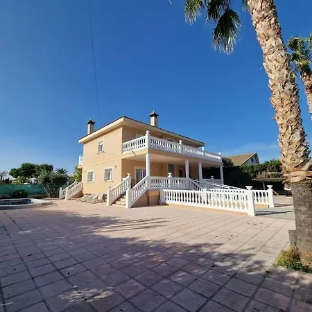 Ana Maria Βίλα La Venteta